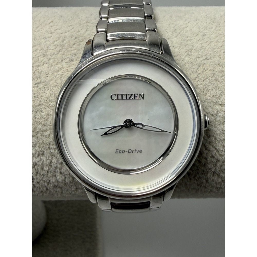 Citizen Eco-Drive E031-S099587 Ladies Working MOP Watch 30MM 7.25"